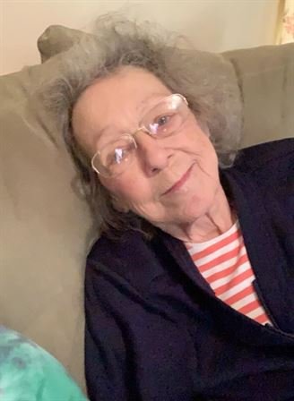 Evelyn Rose Montgomery - Photo 28