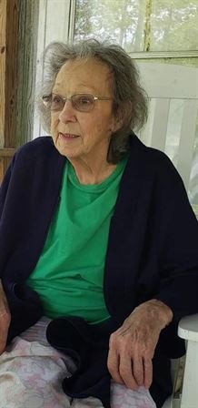 Evelyn Rose Montgomery - Photo 104