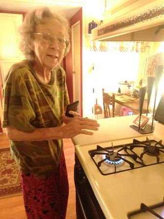 Evelyn Rose Montgomery - Photo 103