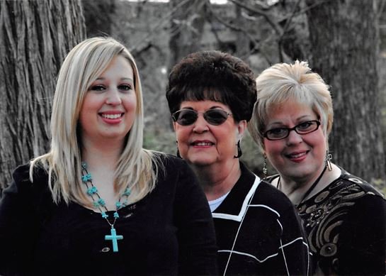 Vivian Sue Dolan - Photo 7