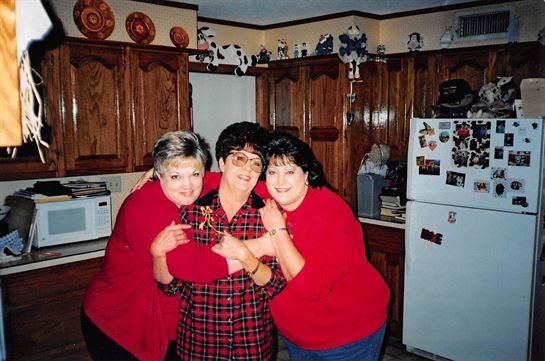 Vivian Sue Dolan - Photo 36