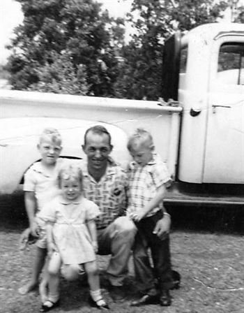 Andrew Martin Love, Sr. - Photo 25