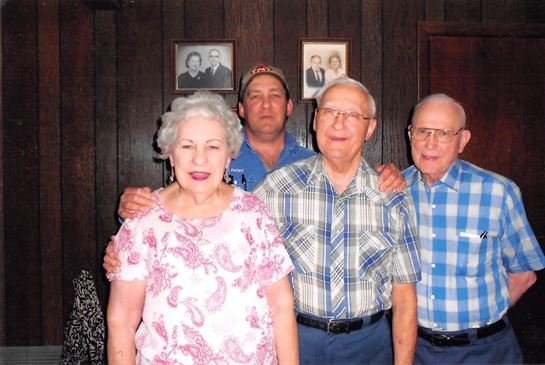 William "Bill" Price Bailey - Photo 3