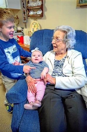 Irene Aldredge - Photo 8