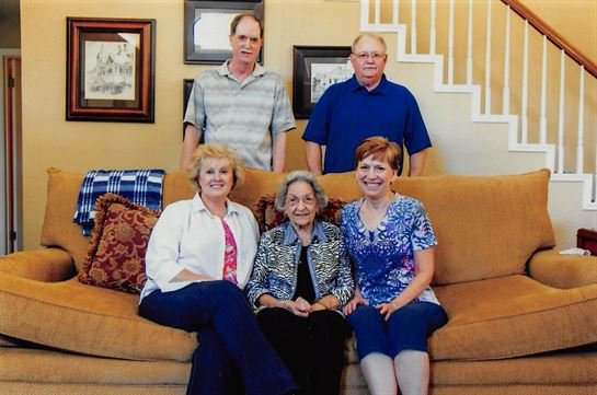 Irene Aldredge - Photo 38