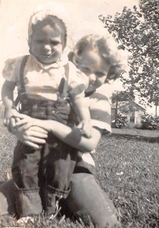 Rebecca Sue Burlin - Photo 10