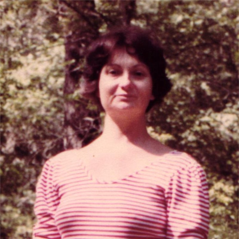 Sharon Pearl Thompson - Photo 2