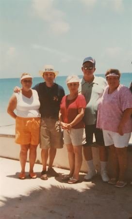 David Wallace Richard - Photo 3