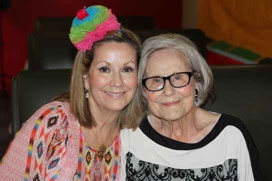 Victoria B. Sullivan - Photo 9