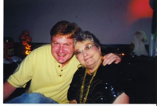 Lynette Louise Watts - Photo 8