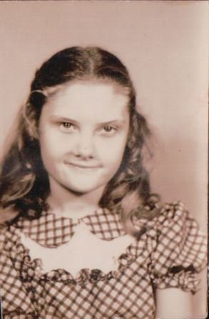 Gloria Mary Jacobs - Photo 59