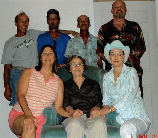 Hester Georgine Perkins (Peco) - Photo 2