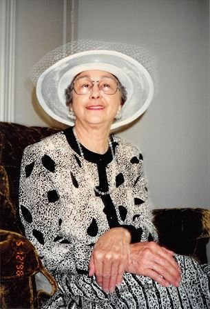 Hester Georgine Perkins (Peco) - Photo 10