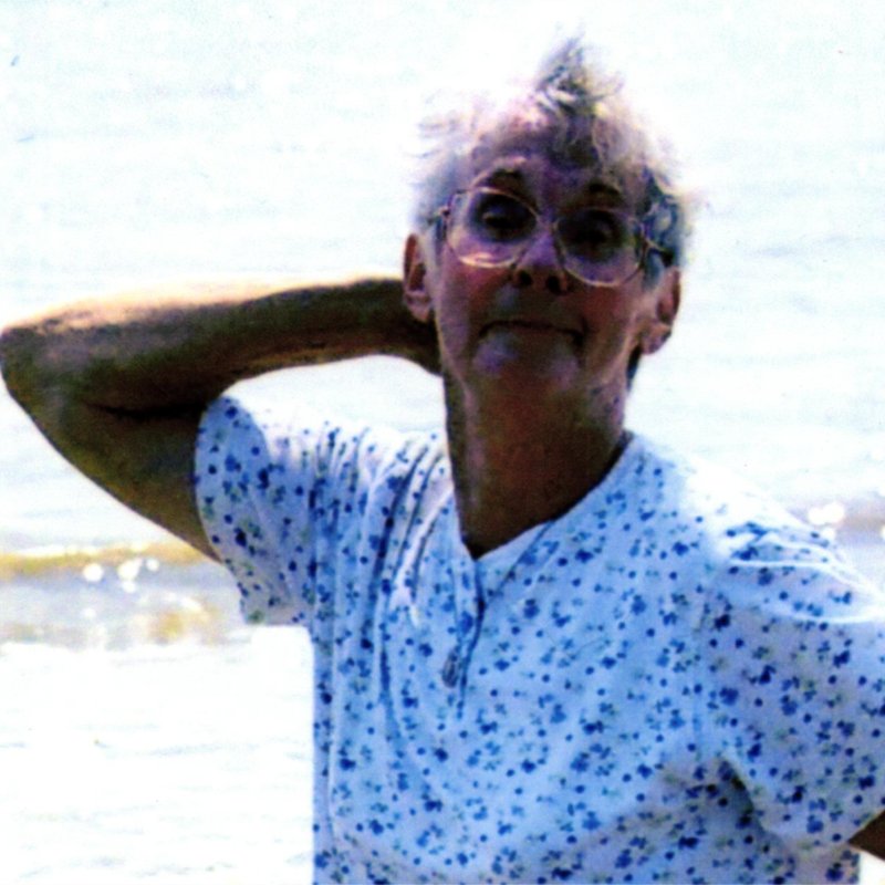 Mary Kennedy - Photo 2