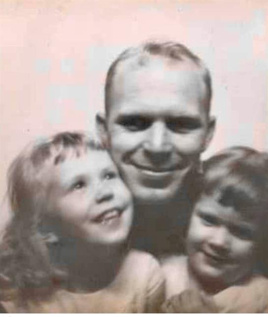 J. Merritt Ayers - Photo 4