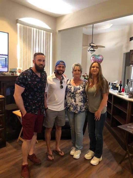 Belinda Sue Sharp - Photo 4