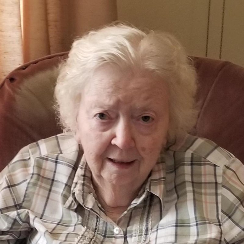 Maurine Bell - Photo 2