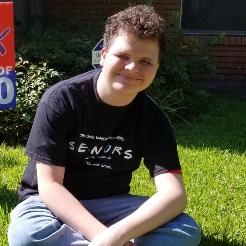 Caleb Dylan Underwood - Photo 2