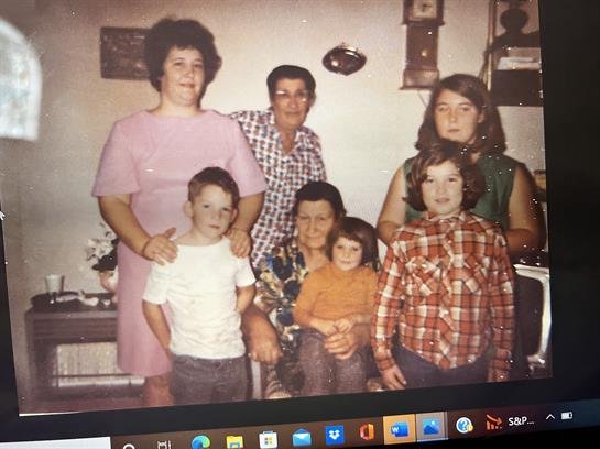 Eva Mae Guillory - Photo 26