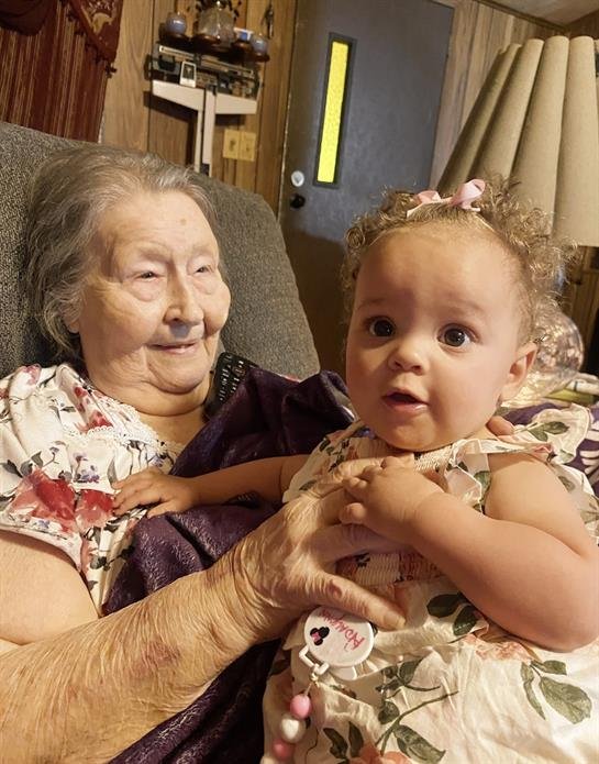 Eva Mae Guillory - Photo 27