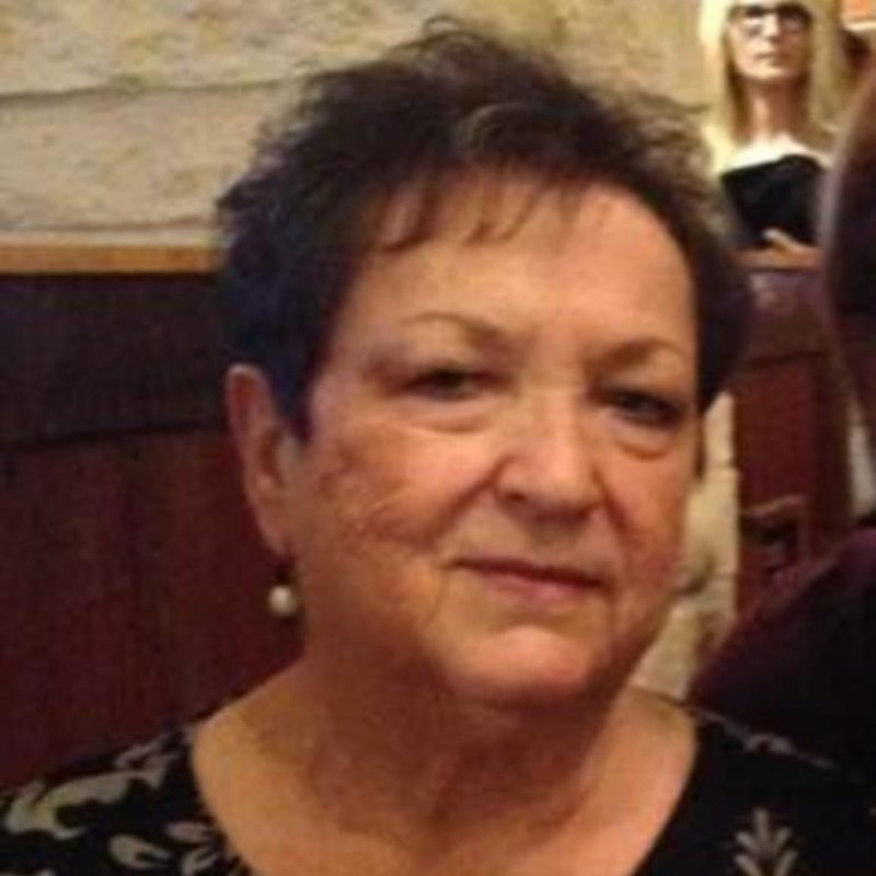 Ann Prouse - Photo 2