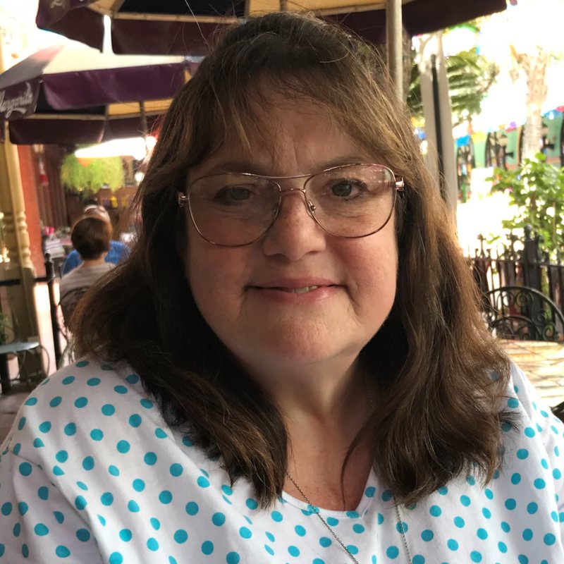 Jenni Barrow - Photo 2