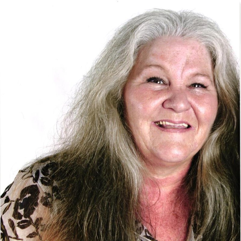 Kim Annette Reynolds - Photo 2