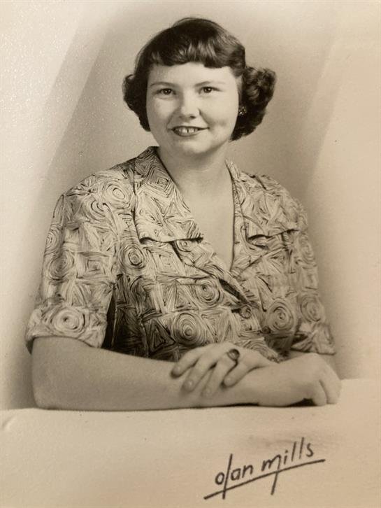 Geraline Lange - Photo 102