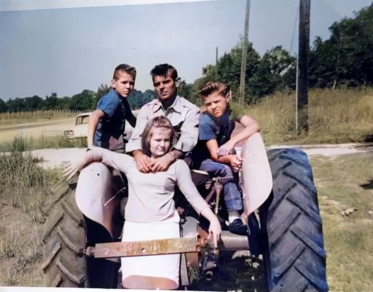 William Walter Williams - Photo 4