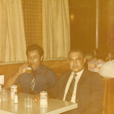 Robert Cardenas Molina - Photo 2