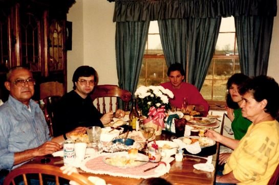 Robert Cardenas Molina - Photo 47