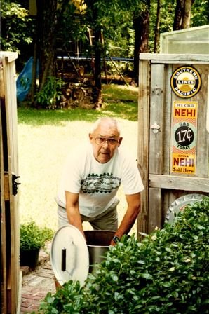 Robert Cardenas Molina - Photo 49