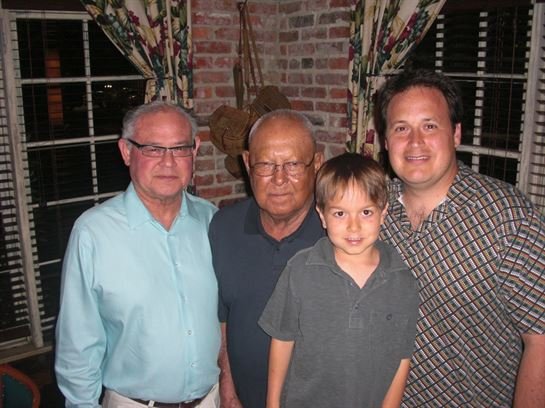 Robert Cardenas Molina - Photo 56