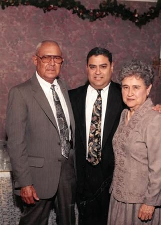 Robert Cardenas Molina - Photo 68