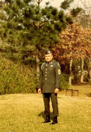 Robert Cardenas Molina - Photo 112