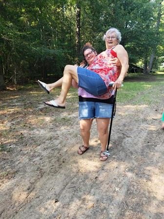 Harley Nicole Laughlin - Photo 17