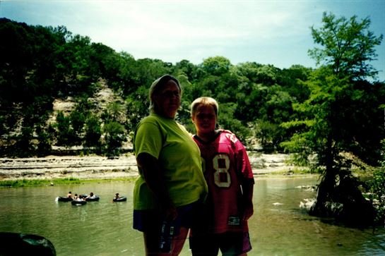 Nina Bess - Photo 15