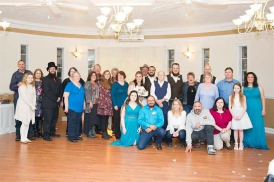 Timothy Hinson - Photo 7