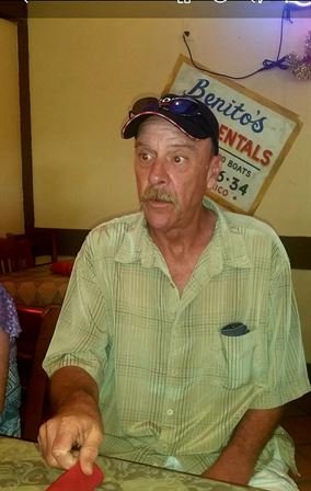 Timothy Hinson - Photo 10