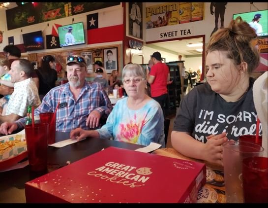 Timothy Hinson - Photo 22