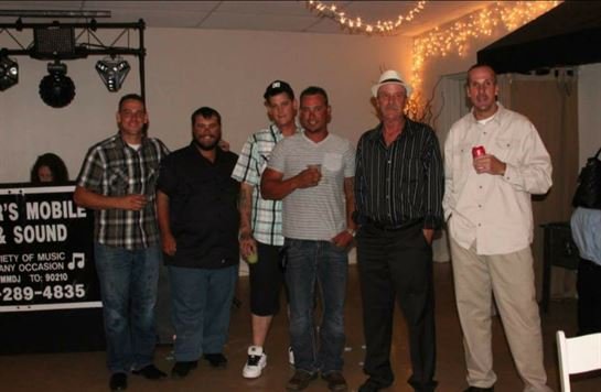 Timothy Hinson - Photo 32