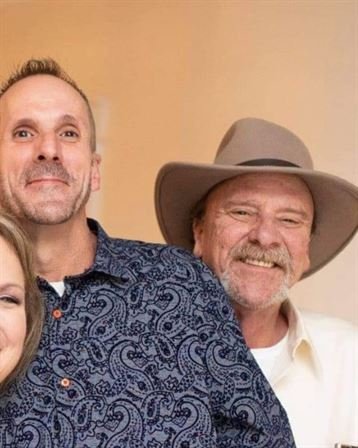 Timothy Hinson - Photo 65