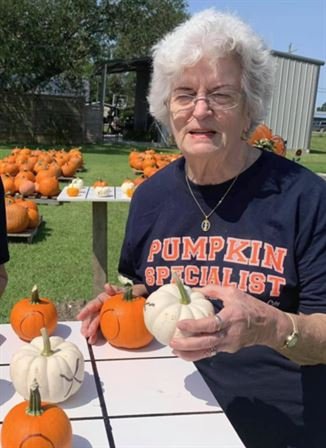 Juana Matthews - Photo 19