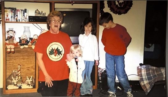 Juana Matthews - Photo 54