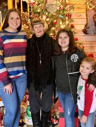 Barbara Taylor - Photo 108