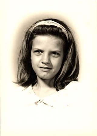 Delores Bertrand - Photo 36