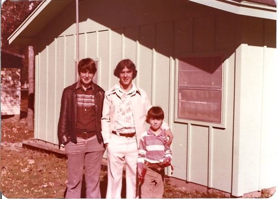 Michael Edward Hutson - Photo 3