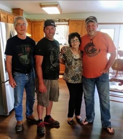 Michael Edward Hutson - Photo 30