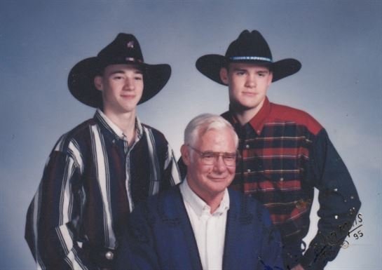 Omar Kenneth Swope - Photo 117