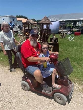 Michael Everett Daigle - Photo 28